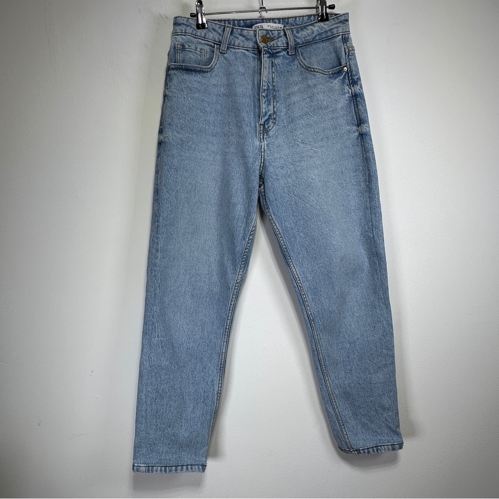 Zara High Rise Light Wash Relaxed Straight Ankle Jeans Vintage Style Denim